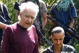 Dos rehenes alemanes capturados por Abu Sayyaf en el Sur de Filipinas (Fuente: AFP/VNA) 