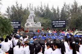 Vietnam recuerda a víctimas de la masacre Son My 
