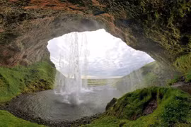 La cueva Son Doong en el reportaje de ABC (Fuente: ABC) 