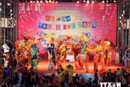 Danzas de león y dragón en Hanoi (Fuente: VNA)
