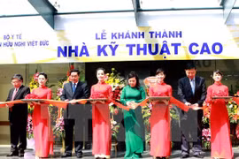 Acto de inauguración en el hospital Vietnam - Alemania (Fuente: VNA)