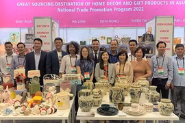 Promocionan artesanías vietnamitas en feria de verano en Nueva York