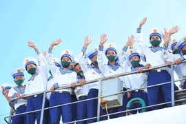 Felicitan a soldados y pobladores del distrito insular Truong Sa con motivo del Tet