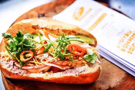 Banh Mi, orgulloso plato callejero de los vietnamitas 