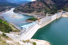 Sequía provoca una drástica caída de producción de electricidad
