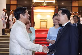 Presidente de Filipinas concluye con éxito su visita de Estado a Vietnam