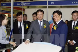 Inauguran exposición internacional de farmacia en Hanoi