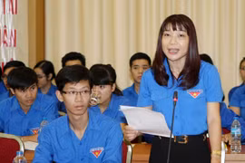 Jóvenes de Hanoi expresan opiniones sobre ASEAN y TPP