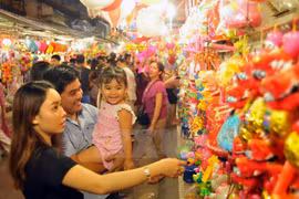  Imbuyen a nueva generación valores de Fiesta de Medio Otoño