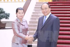  Vicepremier vietnamita recibe a homóloga cambodiana
