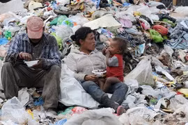 Reducen tasa de familias pobres en provincia centrovietnamita