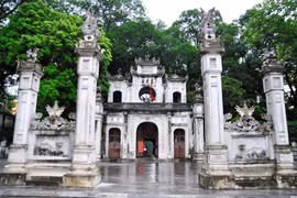Cuatro protectores de Thang Long (Hanoi)