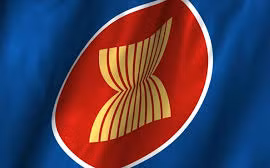 Izada bandera de ASEAN en Ucrania