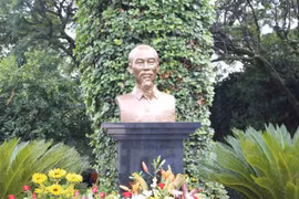  Inauguran en México otro busto de Ho Chi Minh