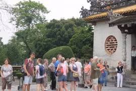 Más de un millón de turistas visitan ciudad imperial de Hue