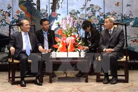 Líder parlamentario vietnamita apoya al impulso de lazos interprovinciales con China