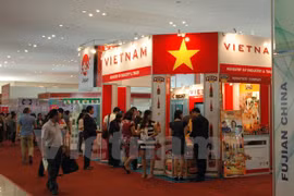 Empresas vietnamitas buscan oportunidades comerciales en feria en Cambodia