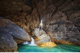 Inician viaje de exploración a cueva de Hada