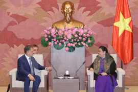 Vietnam presta alta prioridad en políticas exteriores con Rusia