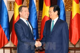 Premier vietnamita se reúne con líderes mundiales en Malasia