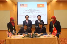  Vietnam y Malasia sellan acuerdo de cooperación en aviación civil