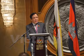 Vietnam exhorta a AIPA para aportar más a comunidad regional