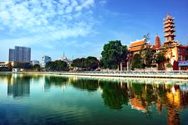 Nuevo servicio: contemplar Ciudad Ho Chi Minh en góndolas