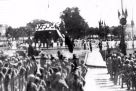Exhiben documentos sobre Revolución de Agosto de Vietnam