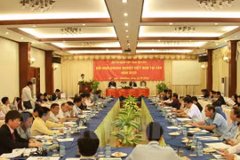 Actualizan a inversores vietnamitas acuerdos comerciales entre Vietnam