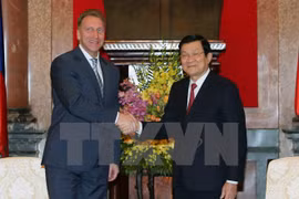 Presidente de Vietnam recibe a primer vicepremier ruso