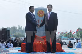 Vietnam y Cambodia determinan construir una frontera de paz y amistad
