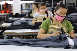  Laos intensifica gestión de trabajadores extranjeros