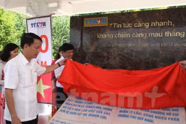 VNA realiza actividad de homenaje en Tuyen Quang