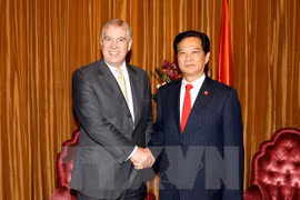 Cumple premier vietnamita amplio programa de encuentros en Singapur