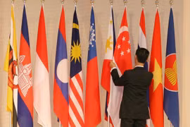  Discute ASEAN Visión Económica Post-2015