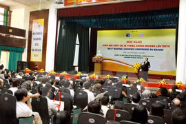 Pide dirigente vietnamita actuación más enérgica contra VIH/SIDA
