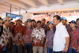 Regresan a casa pescadores vietnamitas retenidos en Indonesia