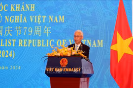El embajador vietnamita, Pham Sao Mai, interviene en el evento. (Fuente: VNA)