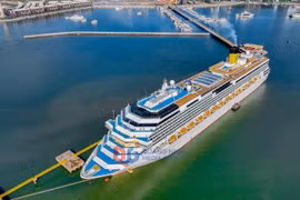 El crucero de cinco estrellas italiano Costa Serena. (Fuente: baoquangninh.vn)