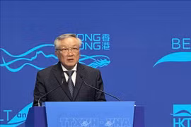 El viceprimer ministro vietnamita Nguyen Hoa Binh interviene en el evento. (Fuente: VNA)