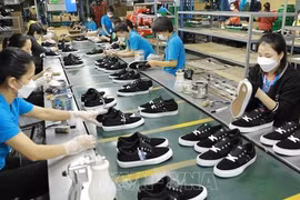 Industria textil y de calzado de Vietnam se esfuerza por alcanzar metas de exportación en 2022