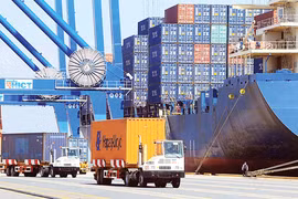 Empresas vietnamitas de logística mejoran competitividad para aprovechar oportunidades