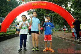 Atrae amplia participación carrera por la salud en Hanoi