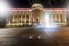 Vietnam cosecha éxito por políticas monetarias flexibles y prudentes