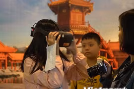 Recreación de patrimonio arquitectónico en 3D atrae a turistas en Hanoi