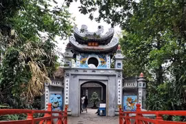 Hanoi prohibirá fumar en 30 sitios turísticos