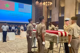 En la 166ª ceremonia de repatriación de restos de soldados estadounidenses desaparecidos en la guerra en Vietnam. (Fuente:Internet)