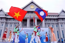 Una actuación artística para conmemorar el Año de Solidaridad y Amistad entre Laos-Vietnam y Vietnam-Laos en 2022. (Foto: Archivo de VNA)