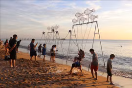 Turistas en la isla de Phu Quoc. (Fuente: VNA)