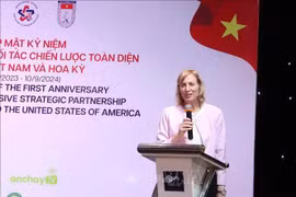 Susan Burns, cónsul general de EE.UU. en Ciudad Ho Chi Minh, habla en el evento. (Fuente: VNA)